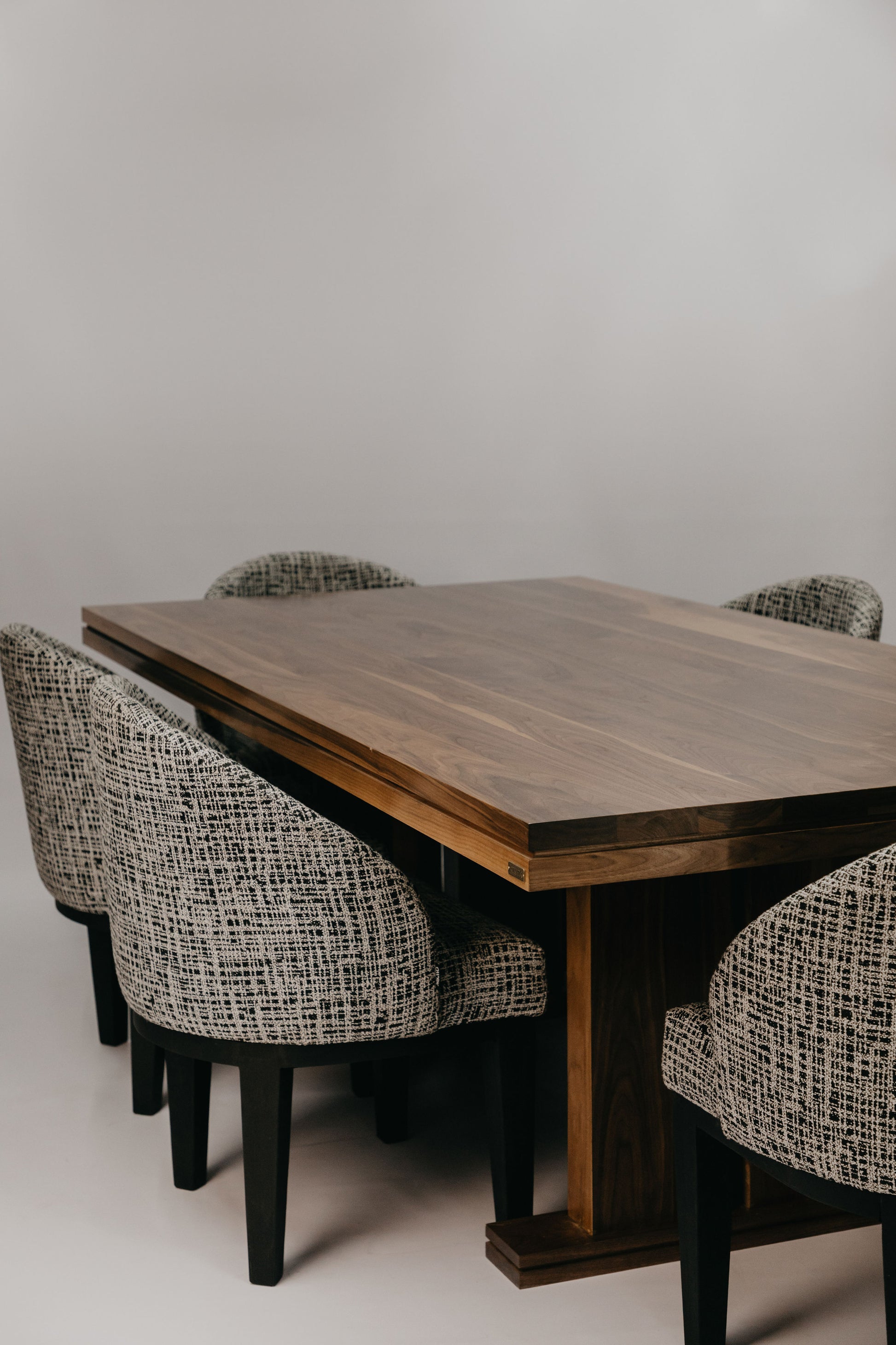 Thorne Dining Table