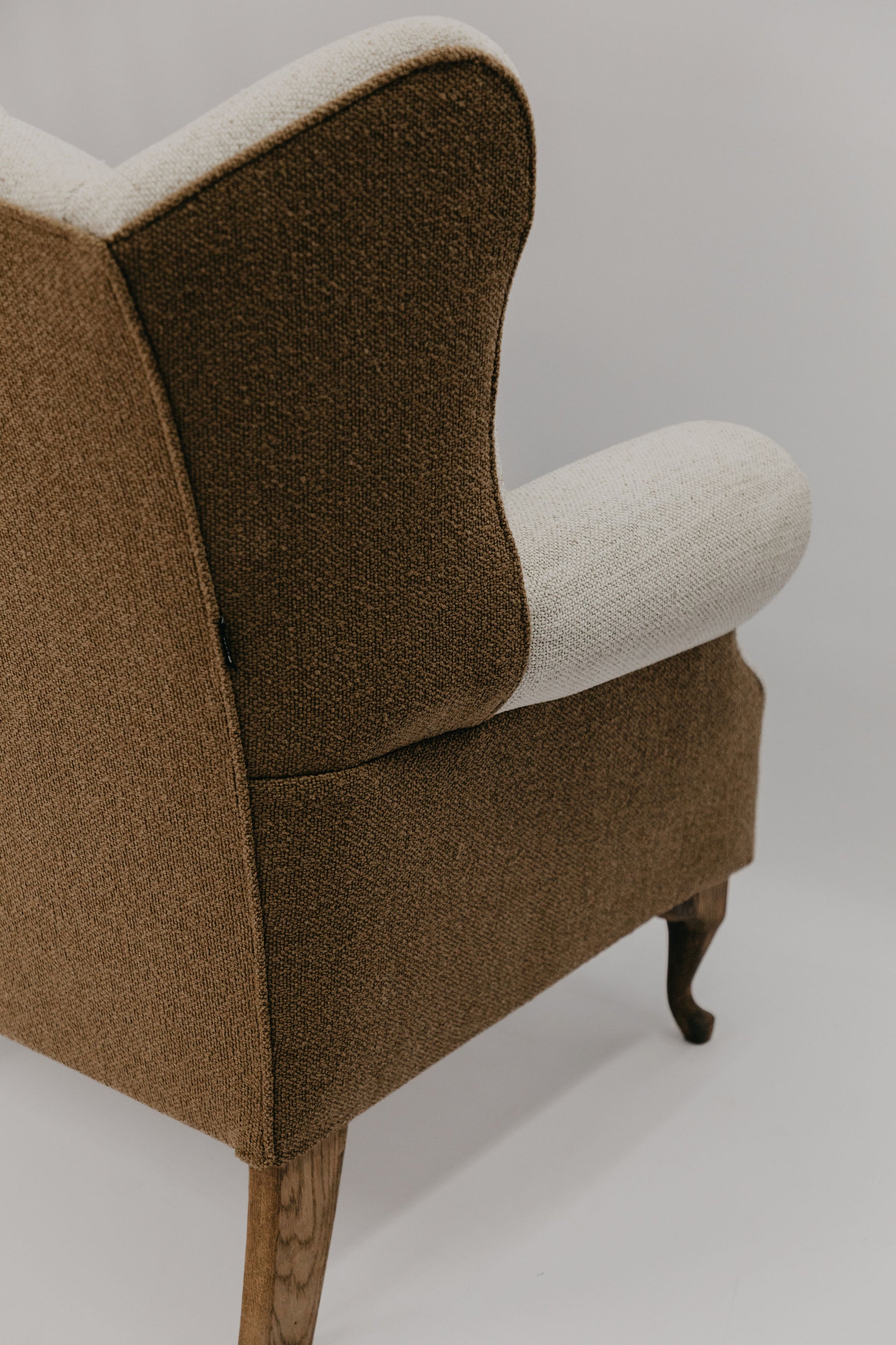 Verin Wingback